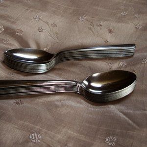 GUC Vintage Set of 16 Everlasting Stainless BALTIC Oval Place Dessert Spoons